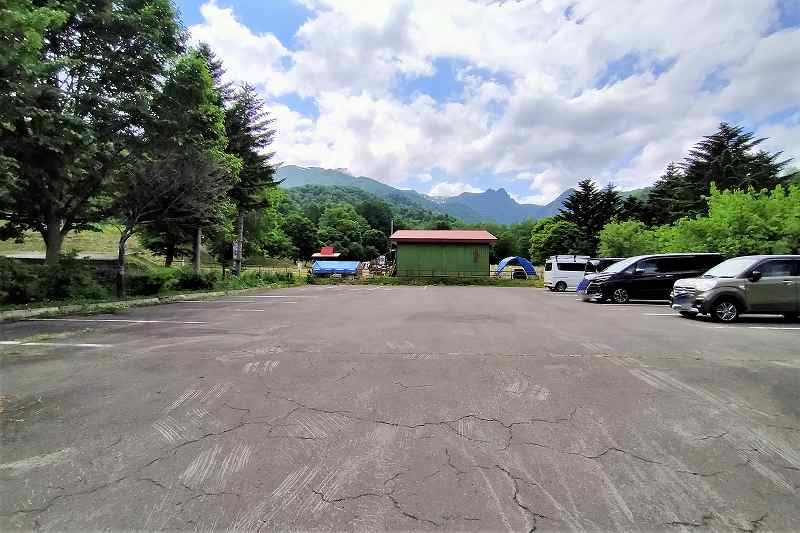 山部自然公園太陽の里キャンプ場の駐車場