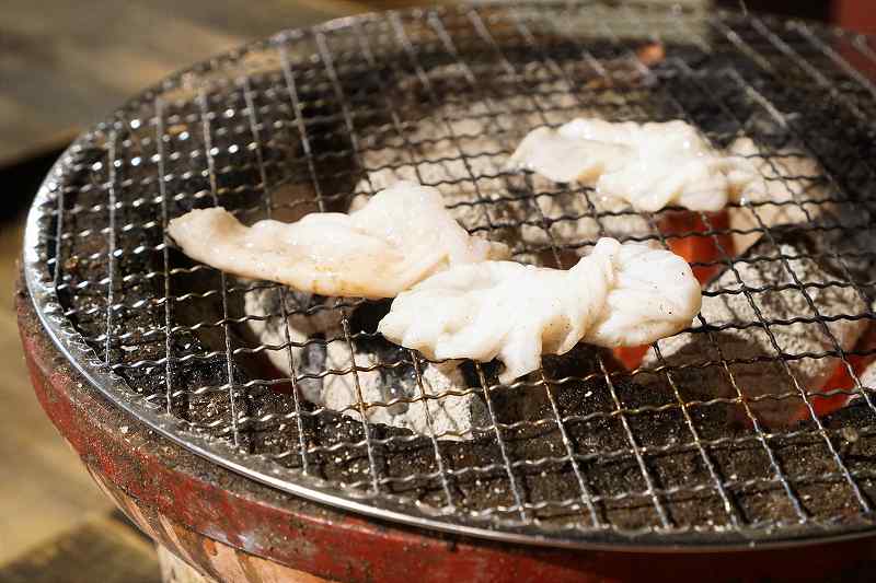 七輪屋　ホルモン焼き