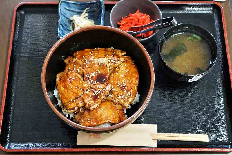 豚丼大手門　豚丼ロース