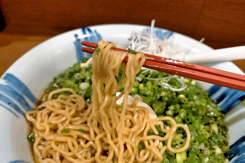 ラーメン一蔵　ラーメンの麺