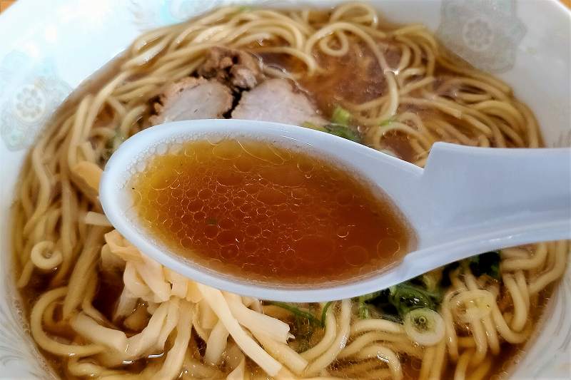 生姜ラーメンみづの　しょうがラーメンのスープ