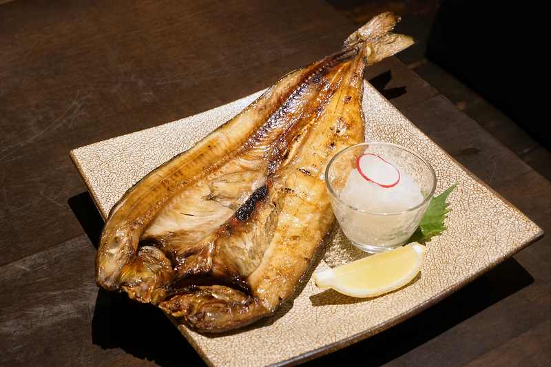 旭川 旅篭 利尻産真ほっけ開き炭火焼き