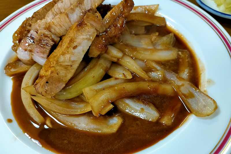 自由軒 肉ライス