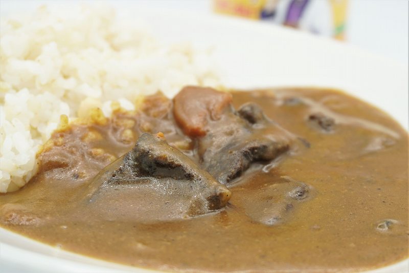 アシㇼパさんのアザラシカレー