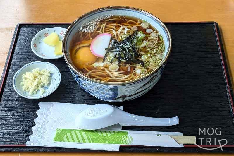 お食事処咲来の「月見そば」