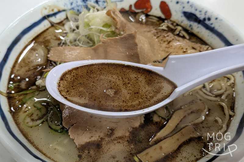 蜂屋本店の「しおラーメン」