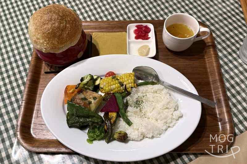 カントリーキッチン風見鶏の「風見鶏の壺焼きカレー」